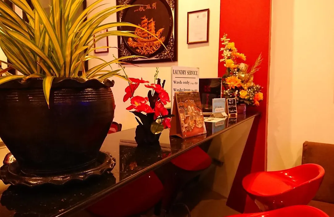 Red Sapphire Hotel-1
